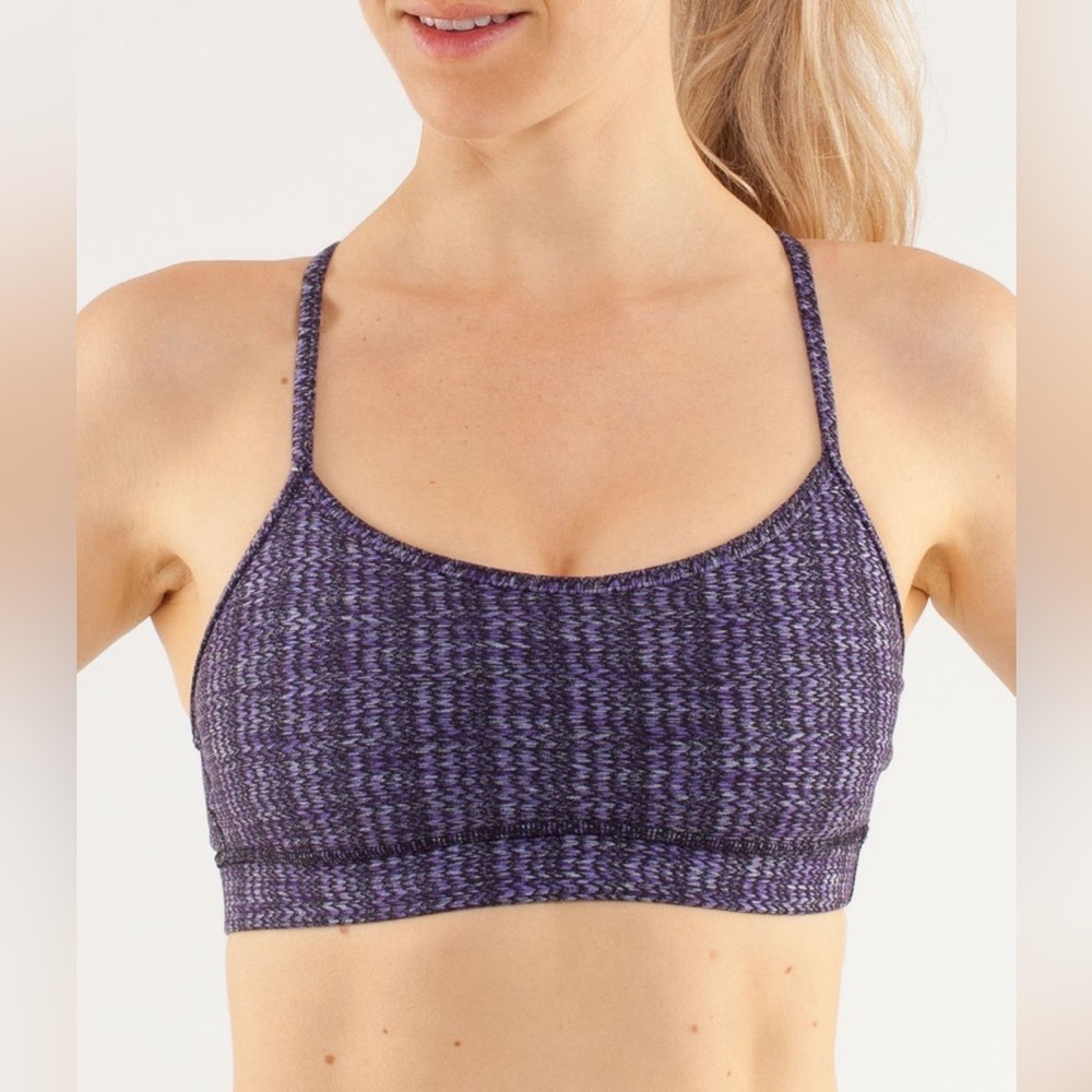Lululemon Flow Y Sports Bra. Size: 6. Color: Ziggy Wee Purple.